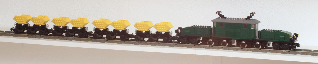 Train locomotive crocodile et wagons godets Lego