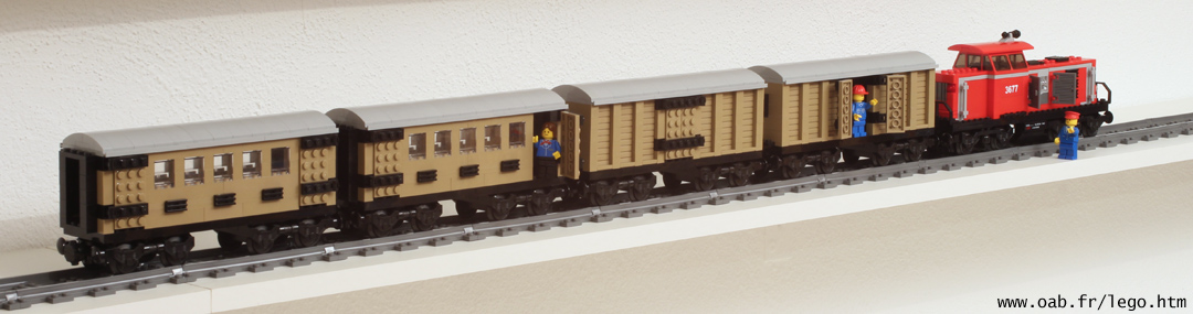 train Lego 3677 et wagons dark tan